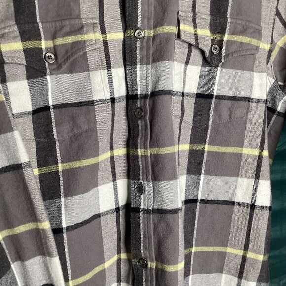 Mens Mountain Khakis Heavyweight Flannel Full Button Front Shirt - Picture 2 of 7
